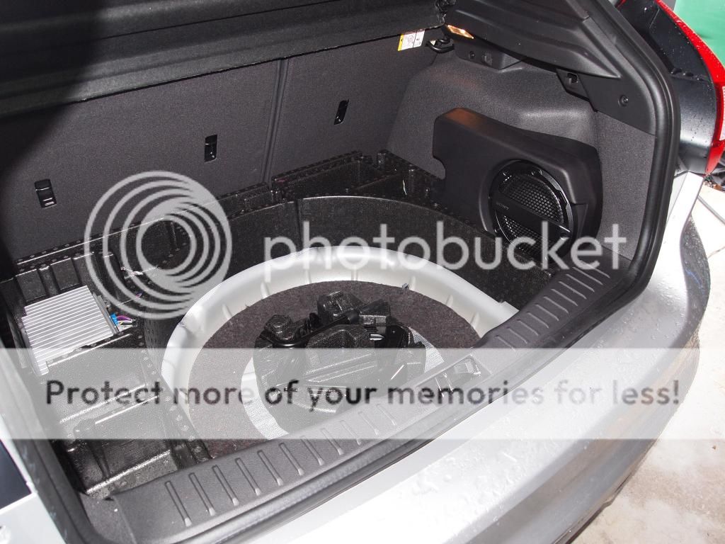 2003 Ford focus factory subwoofer location #5